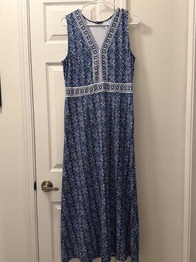 Talbors Jersey Max Dress - A-line V-neck - Size Medium